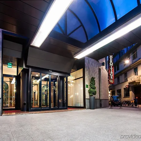 Leonardo Center Szálloda 4*