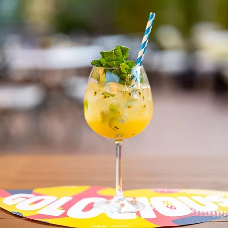 Hotel Leonardo Center