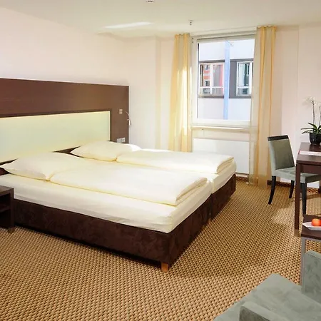 Hotel Leonardo Center