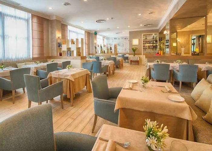 Leonardo Center Hotell 4*